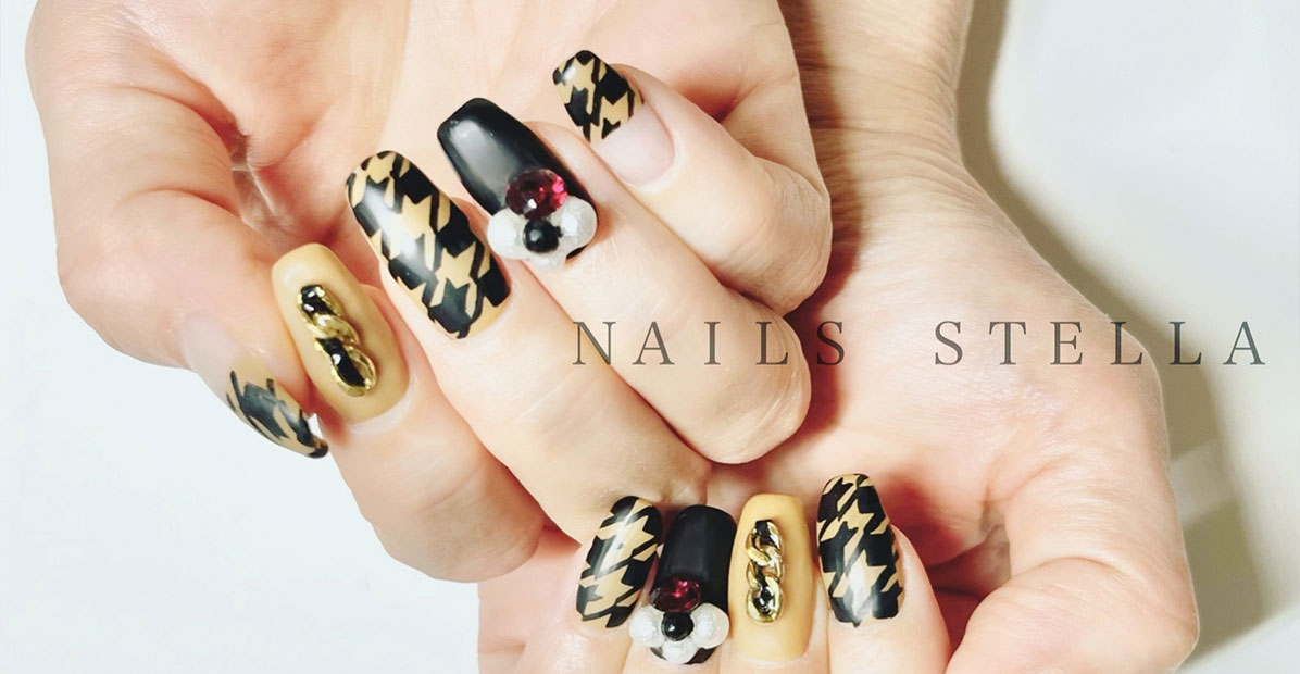 NAILS STELLA